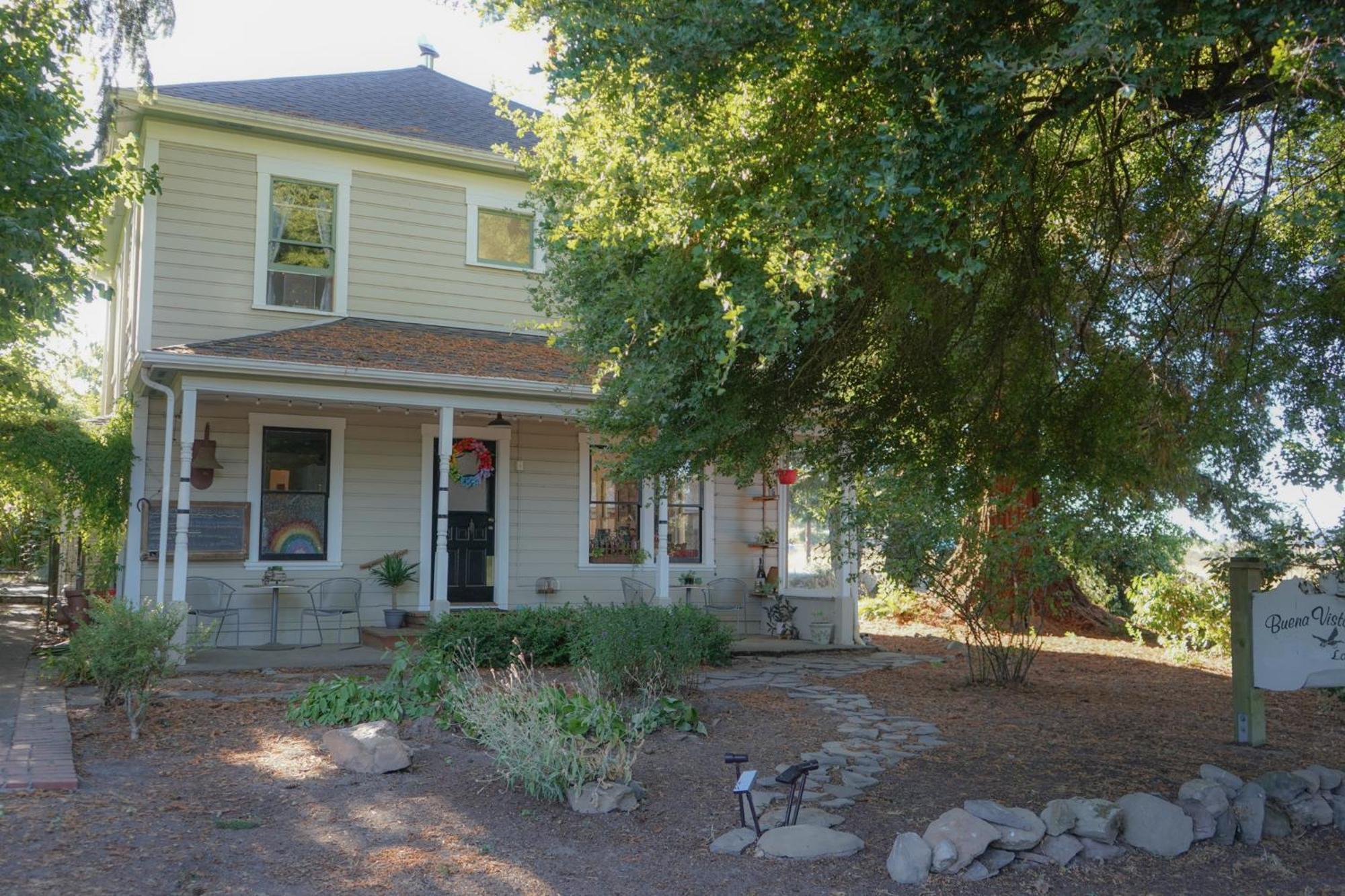 The Buena Vista House Hotel Independence Exterior photo